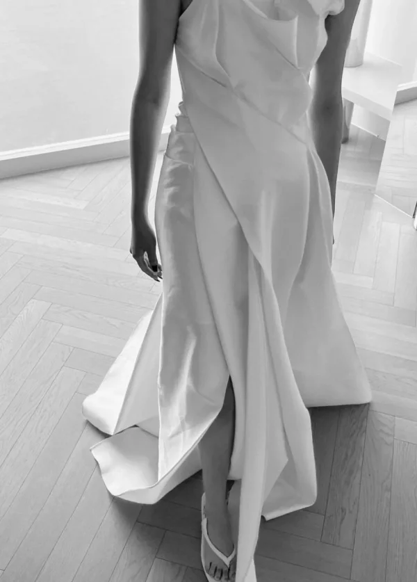 Viktoria Chan Short Sleeves | Ada silk gown