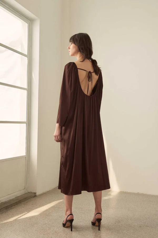Viktoria Chan Evening Wear | Dresses | Amy silk oversized dress