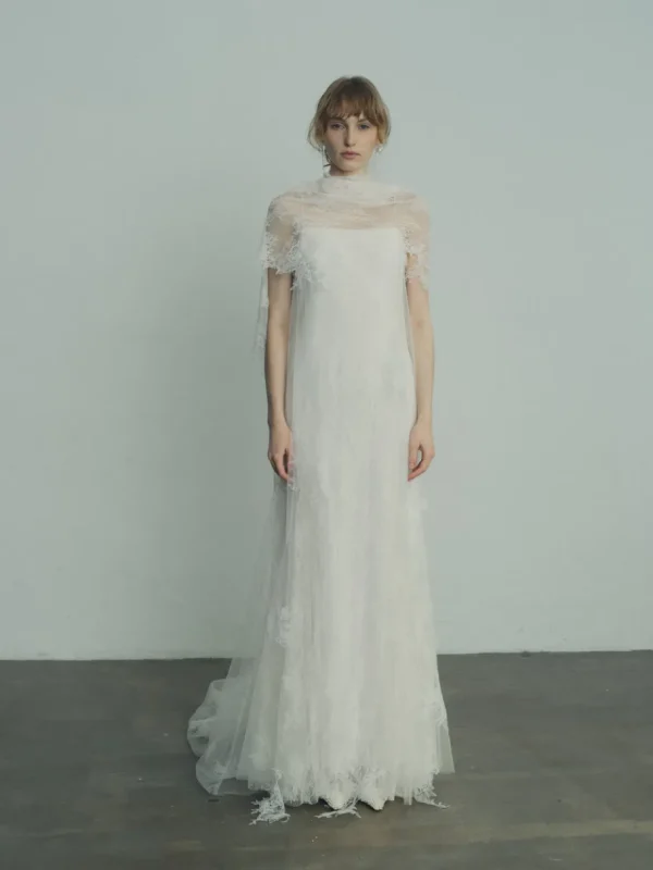 Viktoria Chan Short Sleeves | Astonia lace dream