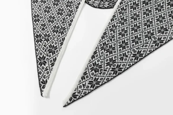 Viktoria Chan Scarves | Carol scarf bonnet