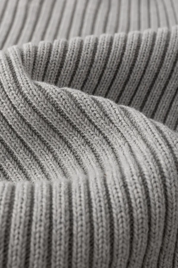 Viktoria Chan Knitwear | Carwen twisted knit