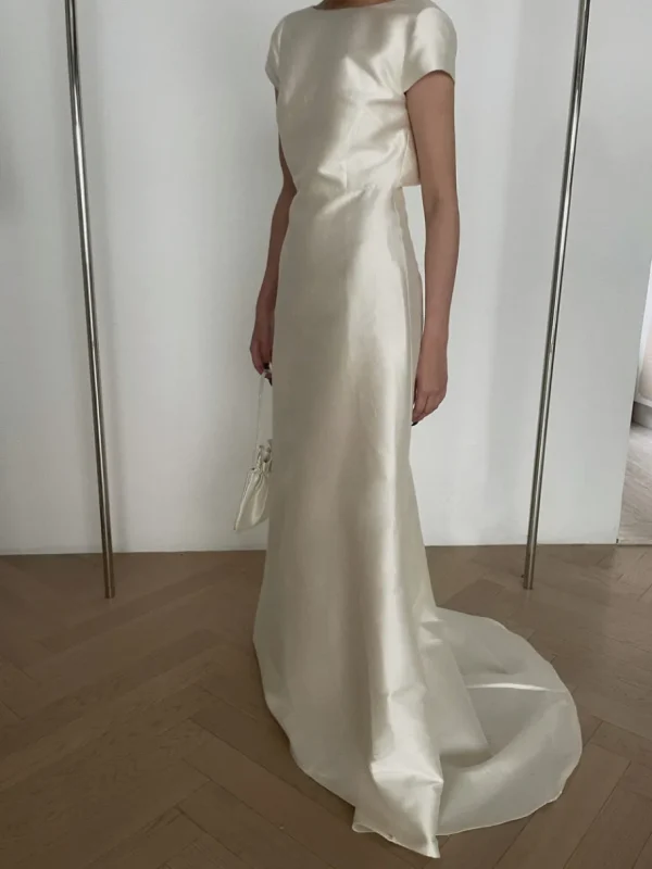 Viktoria Chan Short Sleeves | Catherine silk gown
