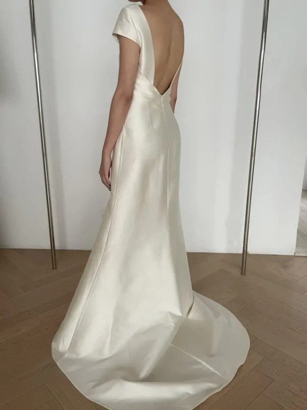 Viktoria Chan Short Sleeves | Catherine silk gown
