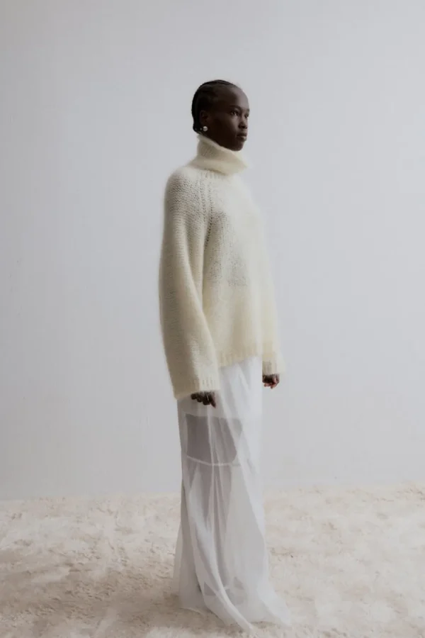 Viktoria Chan Knitwear | Aw24 | Cedar oversized knit