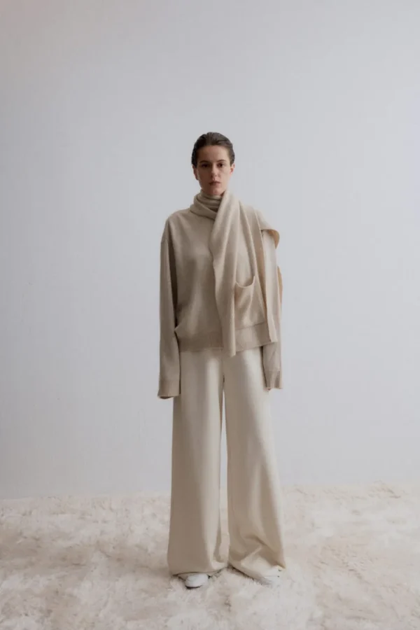 Viktoria Chan Tops & Blouses | Aw24 | cosmos basic cashmere