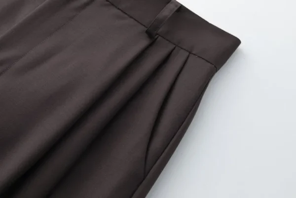 Viktoria Chan Pants | Aw24 | Cosmos pleated trousers
