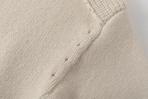 Viktoria Chan Knitwear | Aw24 | Eloa knit sweater