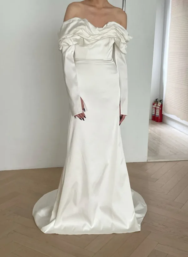Viktoria Chan Long Sleeves | Eva wedding gown