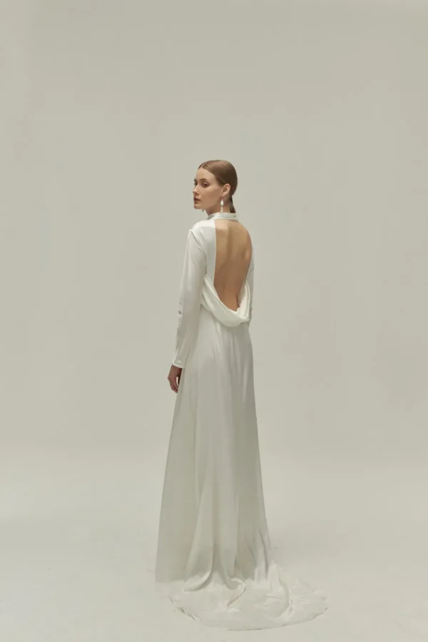 Viktoria Chan Long Sleeves | Ivy wedding dress