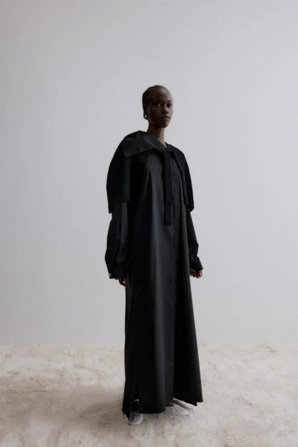 Viktoria Chan Capes | Aw24 | Kalisa knit cape