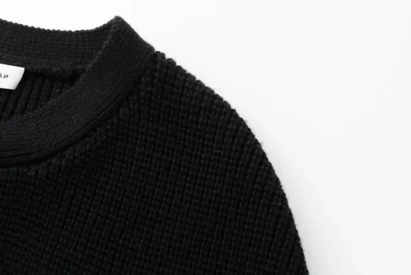 Viktoria Chan Capes | Aw24 | Kalisa knit cape