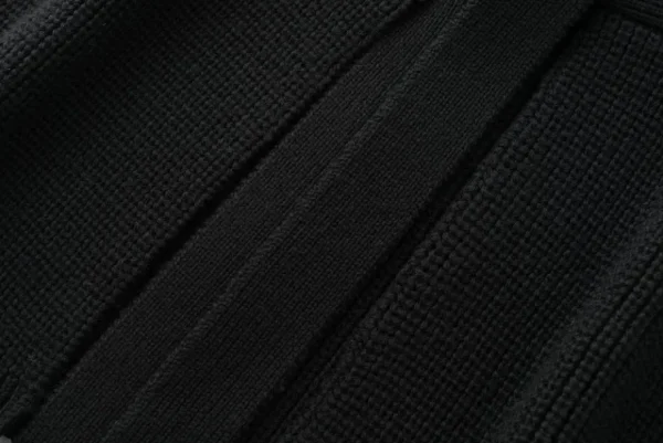 Viktoria Chan Capes | Aw24 | Kalisa knit cape