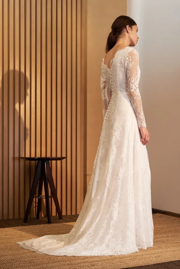 Viktoria Chan Long Sleeves | Lina Wedding gown