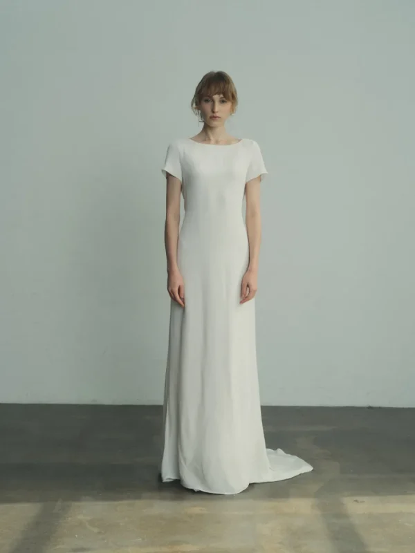 Viktoria Chan Short Sleeves | Lindy wedding gown
