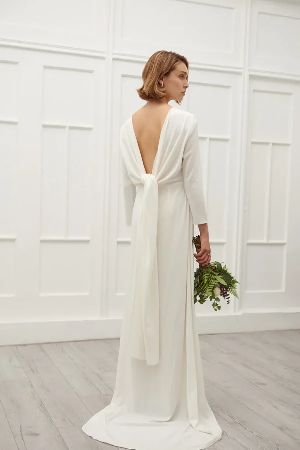 Viktoria Chan Long Sleeves | Lova gown (wrinkled front)