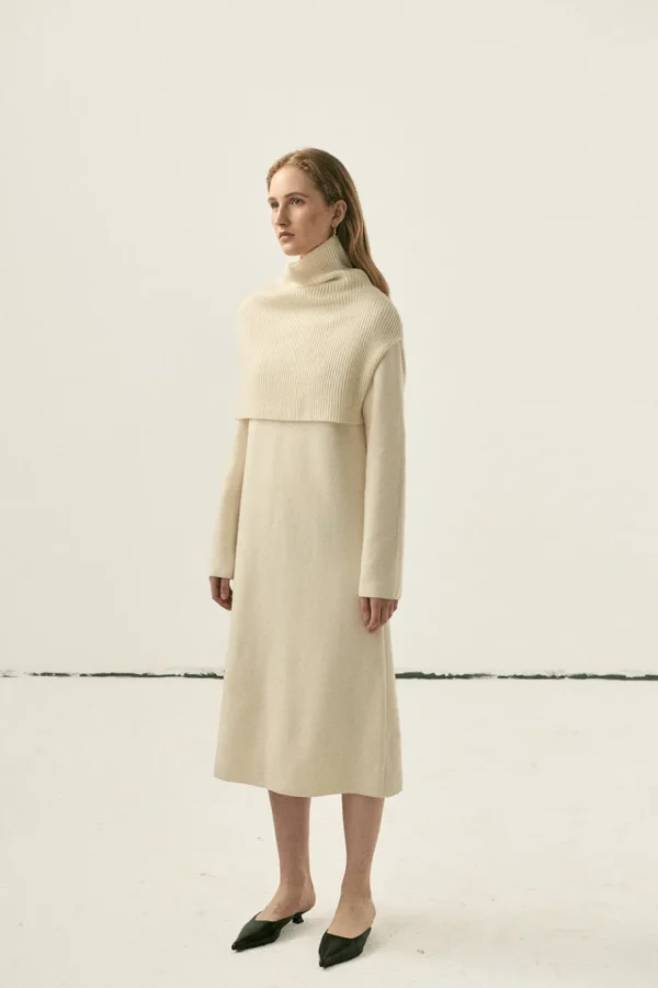 Viktoria Chan Knitwear | Lyla neck pullover