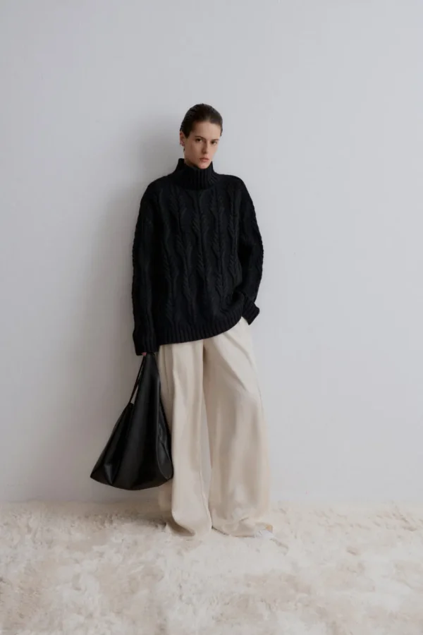 Viktoria Chan Knitwear | Aw24 | Maple long knit