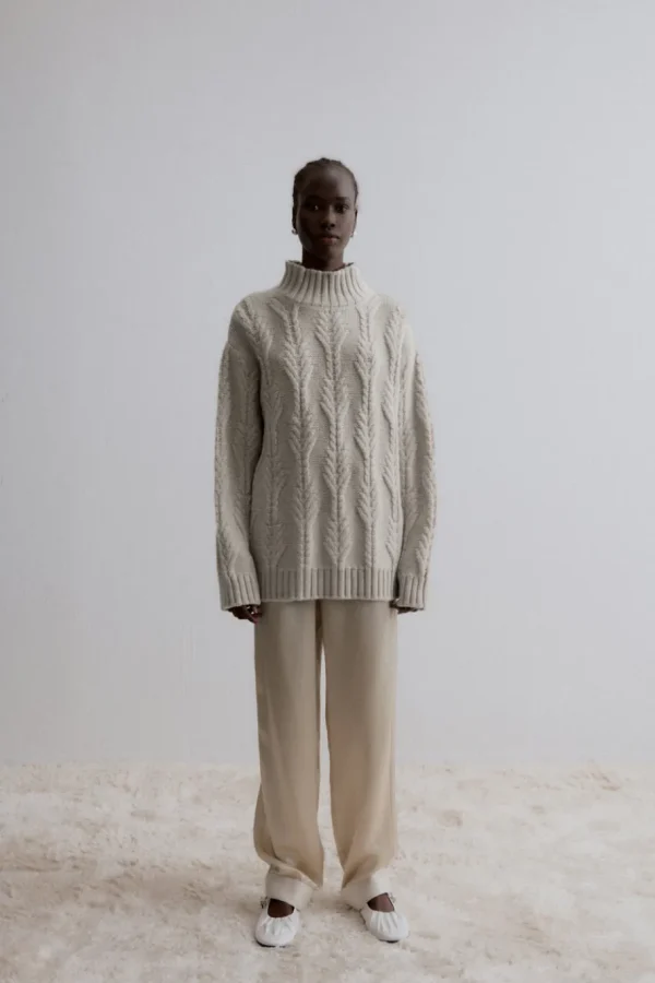 Viktoria Chan Knitwear | Aw24 | Maple long knit