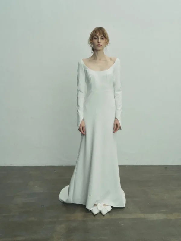 Viktoria Chan Long Sleeves | Ofelia wedding gown