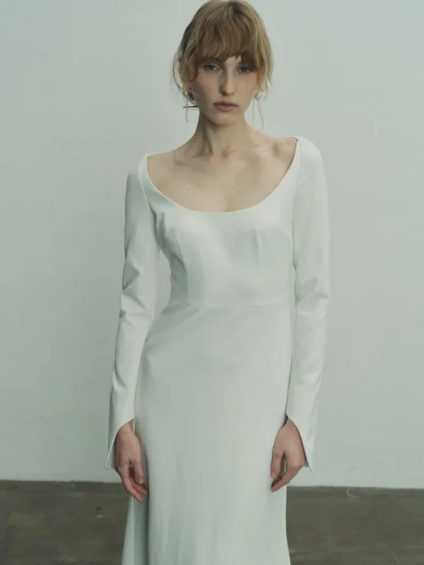 Viktoria Chan Long Sleeves | Ofelia wedding gown