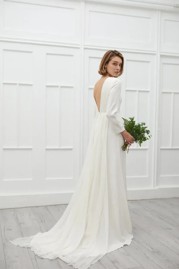Viktoria Chan Long Sleeves | Olivia gown with chiffon veil