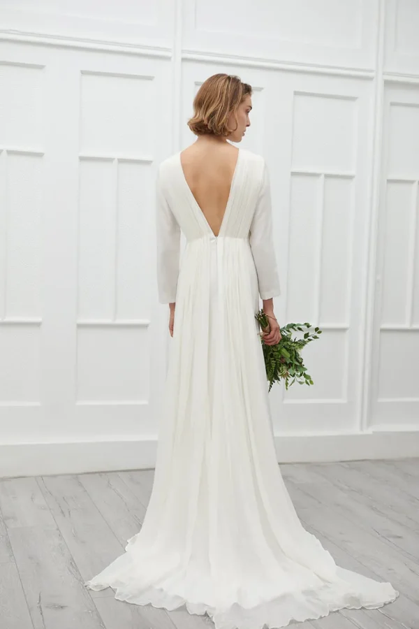 Viktoria Chan Long Sleeves | Olivia gown with chiffon veil