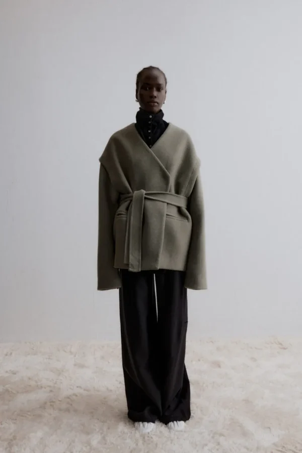 Viktoria Chan Outerwear | Aw24 | Pamira midi jacket