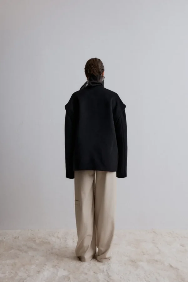Viktoria Chan Pants | Aw24 | Pamira outside pockets trousers