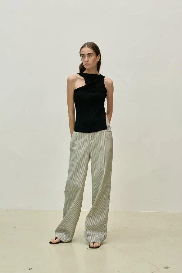 Viktoria Chan Jeans | Pants | Peona Jeans