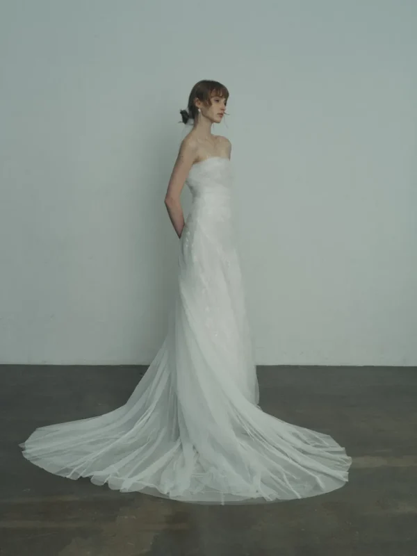 Viktoria Chan Short Sleeves | Saga tulle wedding gown