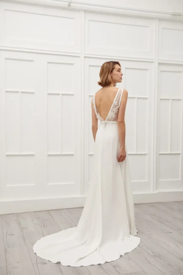 Viktoria Chan Short Sleeves | Savannah wedding dress