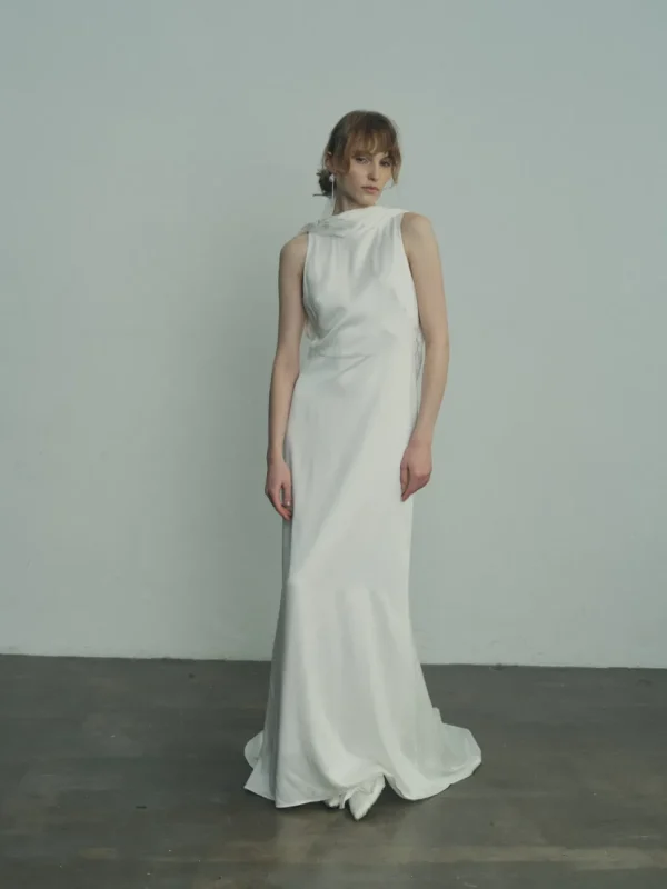 Viktoria Chan Short Sleeves | Sora wedding gown