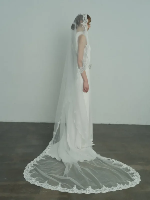 Viktoria Chan Short Sleeves | Sora wedding gown