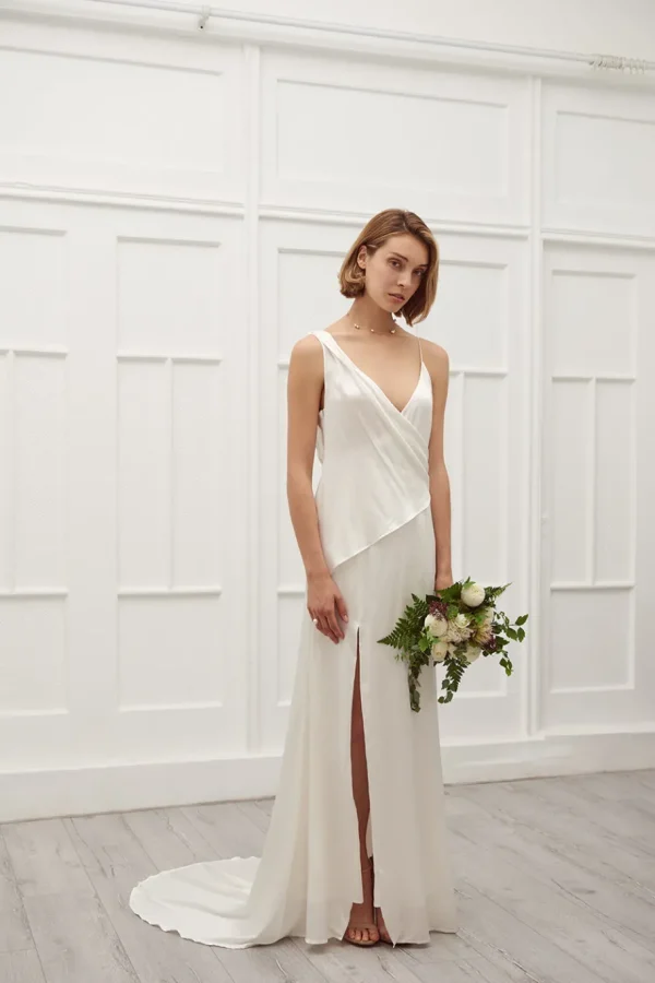 Viktoria Chan Short Sleeves | Stella wedding gown