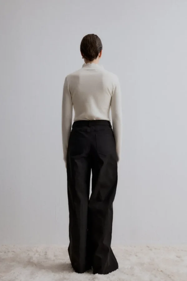 Viktoria Chan Knitwear | Tops & Blouses | Venus fitted top