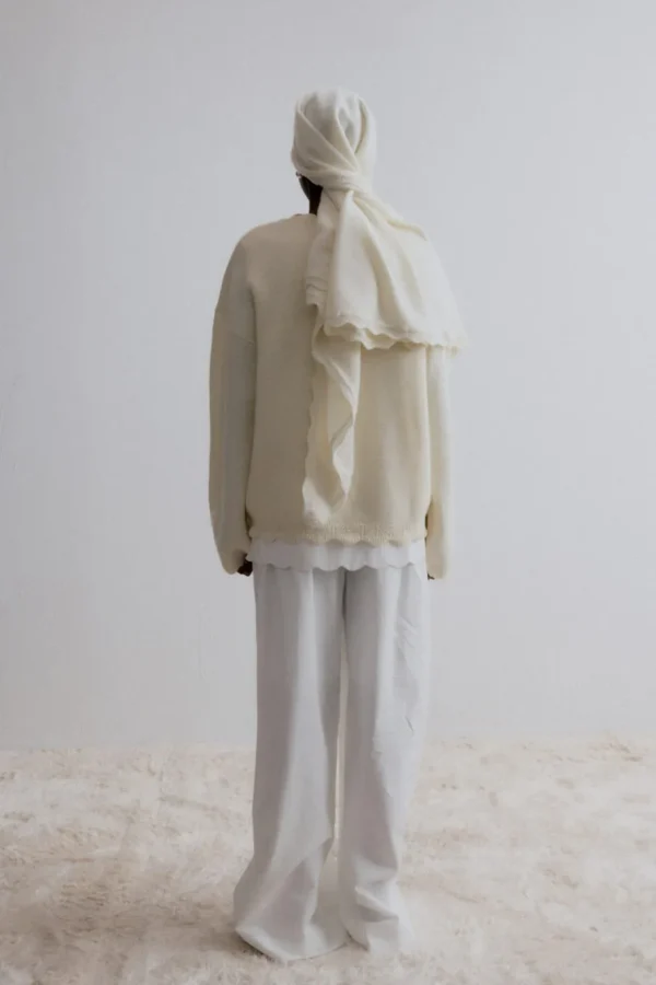 Viktoria Chan Scarves | Aw24 | Venus scarf