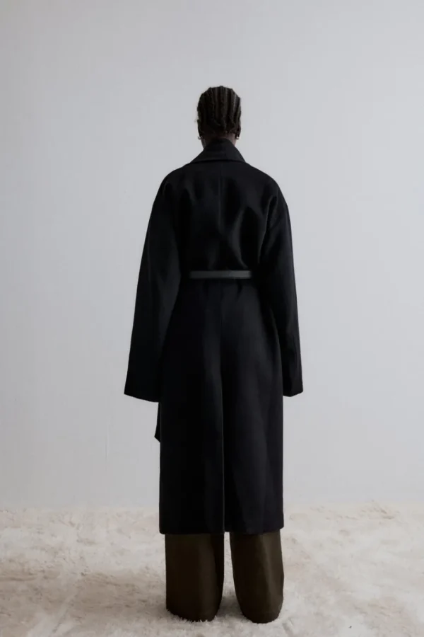 Viktoria Chan Outerwear | Aw24 | Venus scarf coat