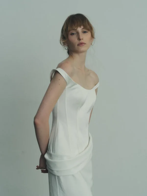 Viktoria Chan Short Sleeves | Vera wedding gown