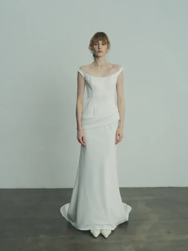 Viktoria Chan Short Sleeves | Vera wedding gown