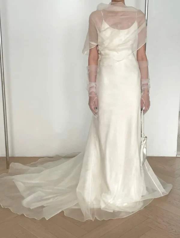 Viktoria Chan Short Sleeves | Viola wedding gown