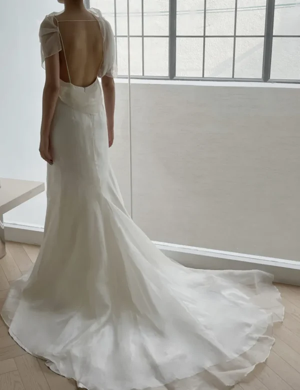 Viktoria Chan Short Sleeves | Viola wedding gown