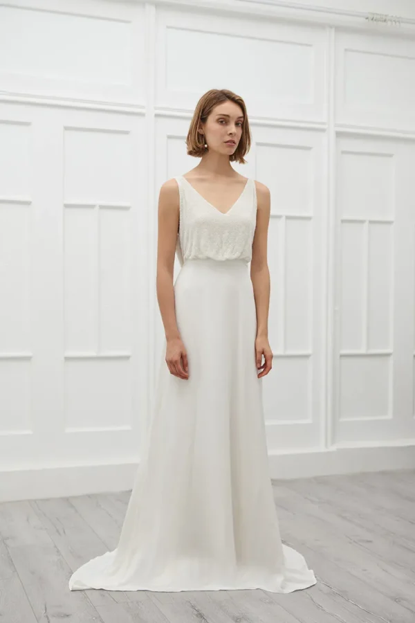 Viktoria Chan Short Sleeves | Vivian embedded singled wedding gown