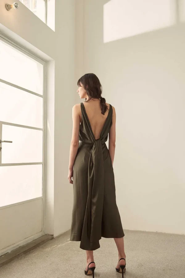 Viktoria Chan Evening Wear | Dresses | Vivian knot silk dress